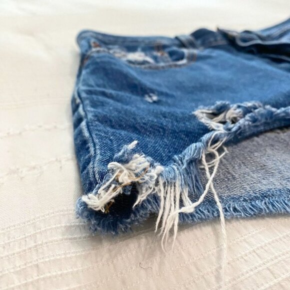 LEVI'S 501 WOMEN'S  MEDIUM DENIM BUTTON FLY VERY SHORT DIY FRAY JEANS SHORTS - Picture 6 of 8